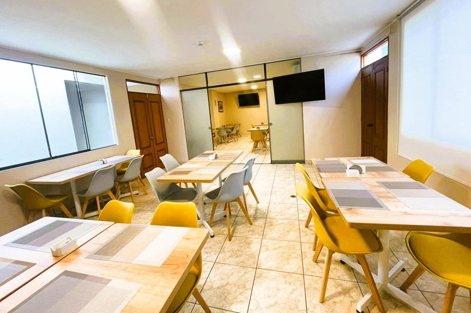 Hotel Javier Prado 3*