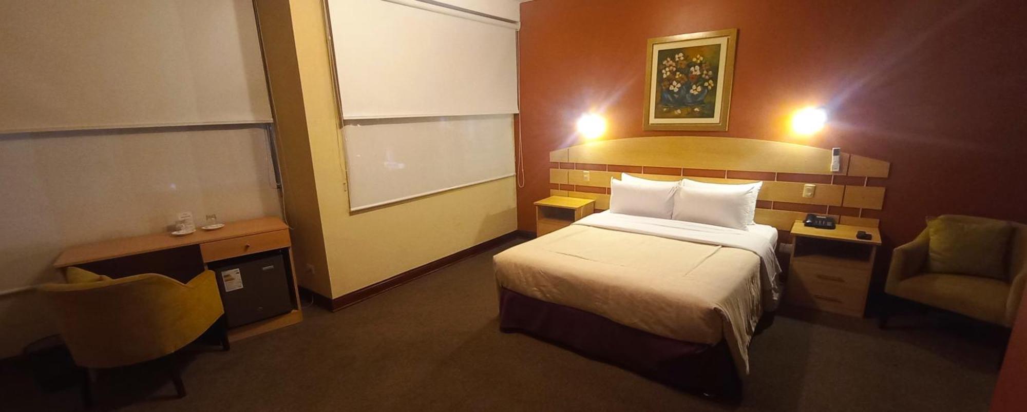 Javier Prado Hotel Lima