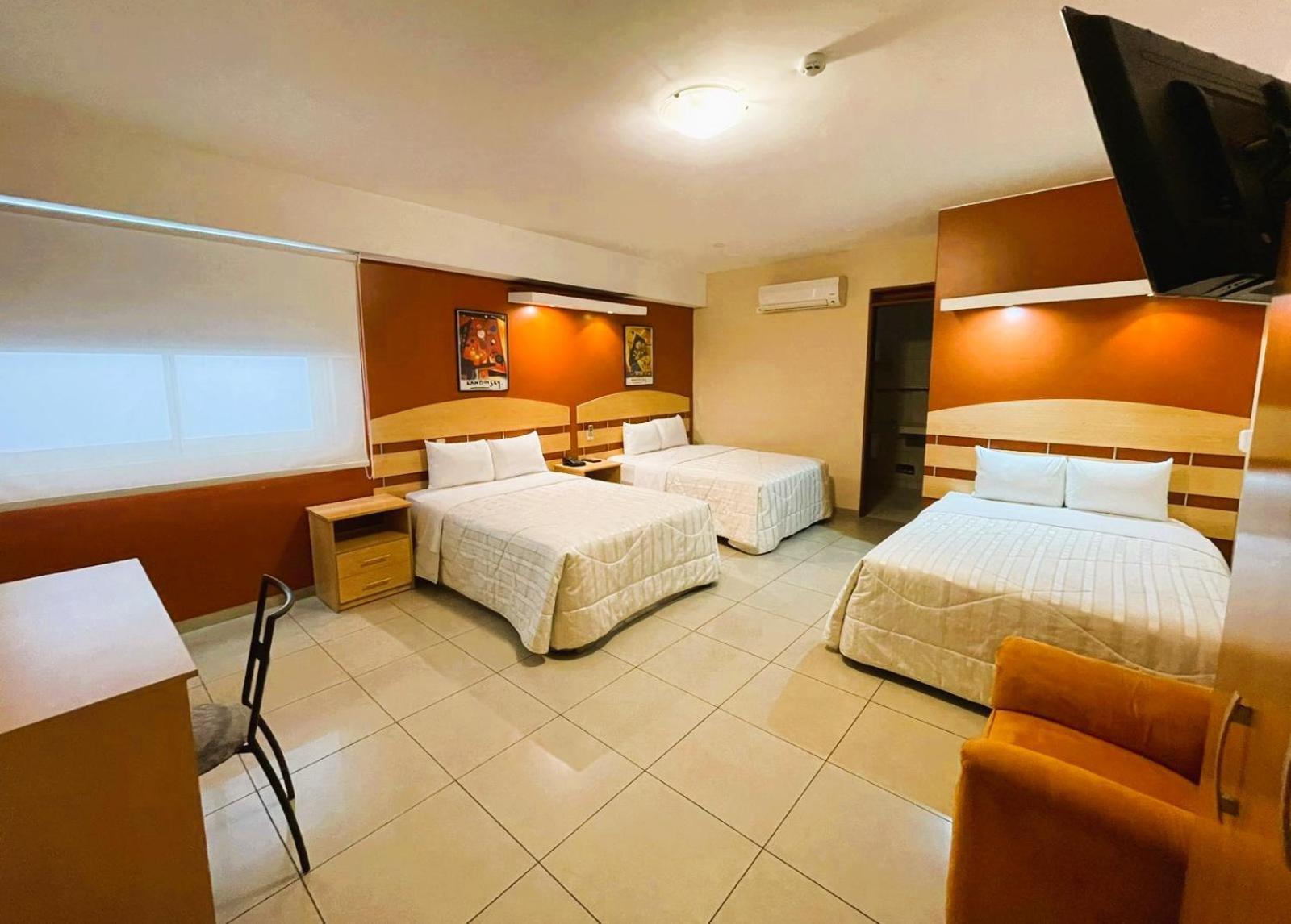 Hotel Javier Prado