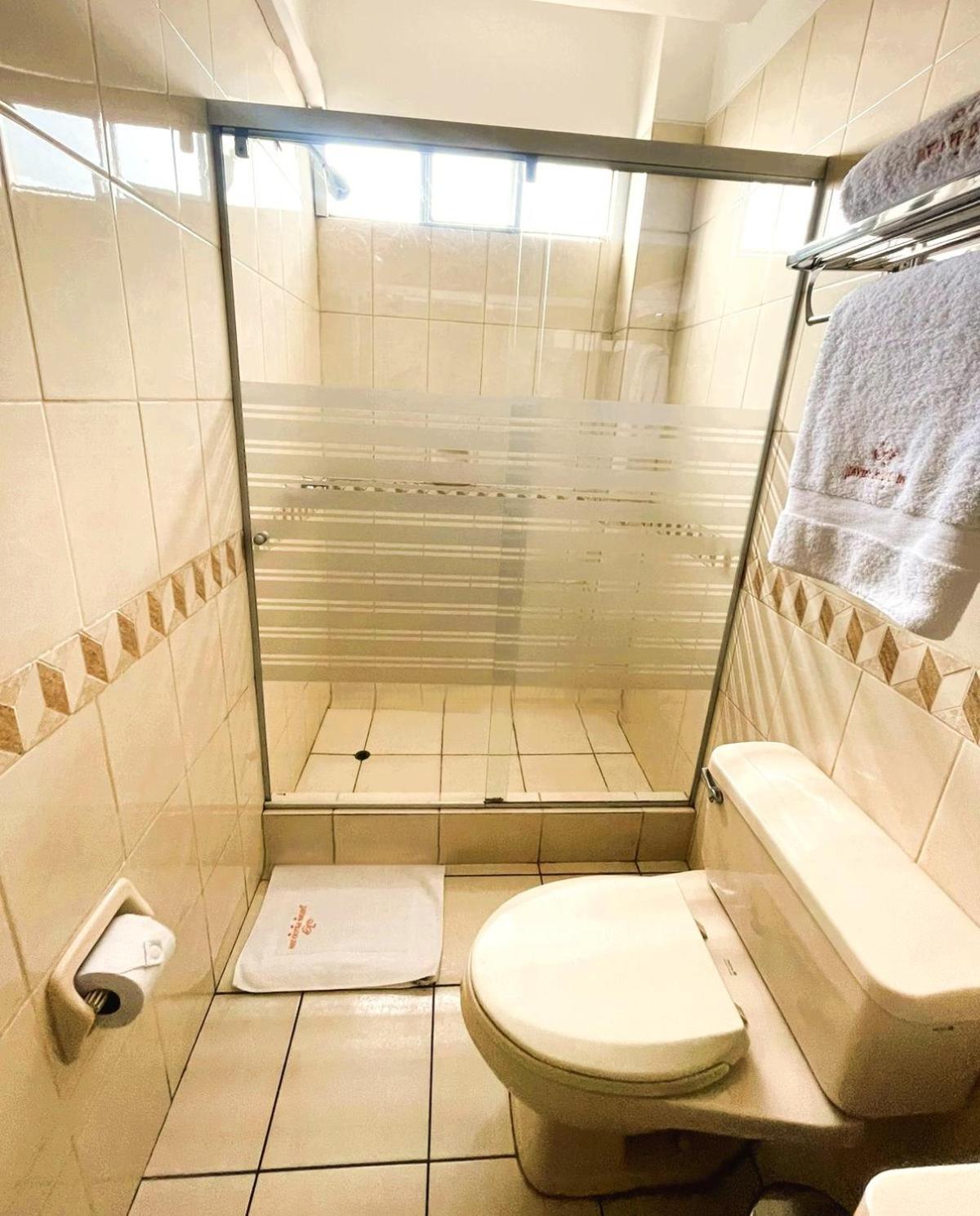 Hotel Javier Prado